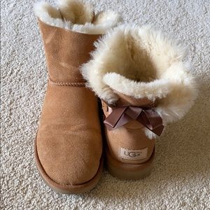 bailey bow ugg’s